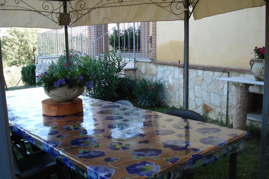הוילה Pievescola Casa La Pineta מראה חיצוני תמונה
